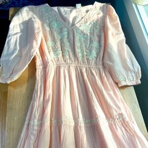 NWOT Lucky Brand XS light pink, full length dress with embroidered flowers
